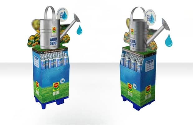 Nachhaltig auffällig: DS Smith setzt das COMPO Aqua Depot Display mit XXL-Gießkanne und Wassertropfen aus 100 % Recyclingpapier in Szene.