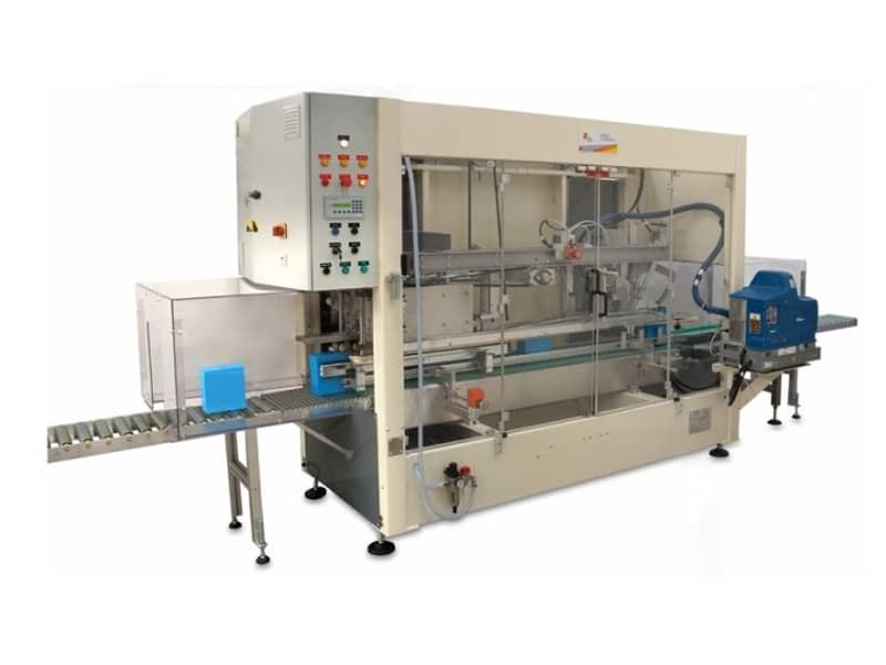 Maschine Kartonverschließer.