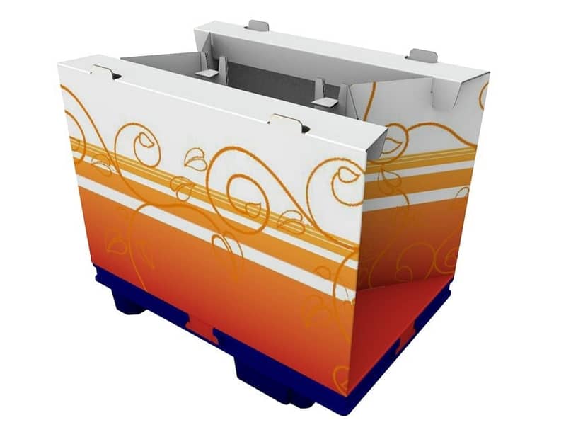 Standard Display Block aus Wellpappe auf einer Chep Palette stehend.