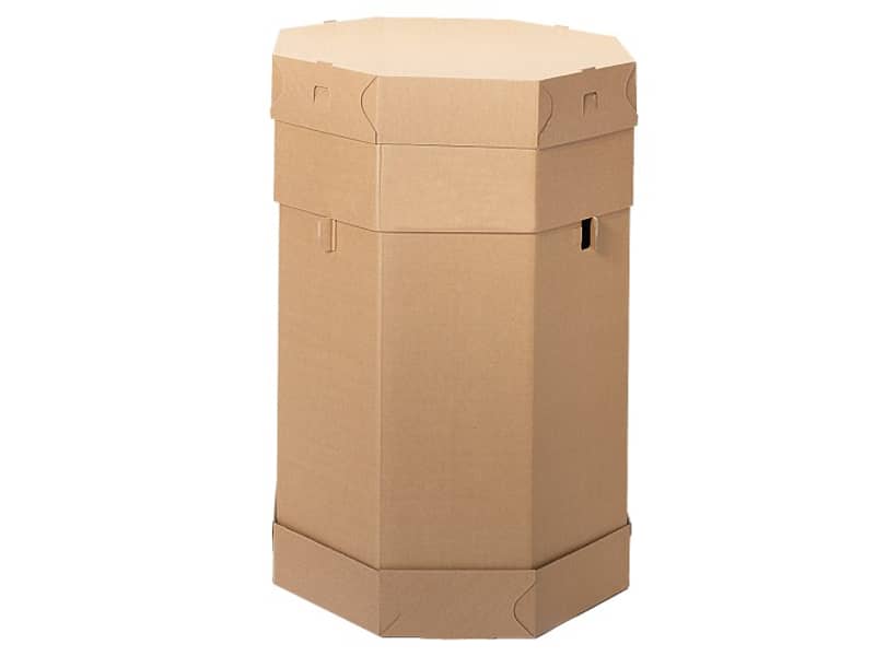 Große achteckige Verpackung aus Wellpappe mit Deckel.
