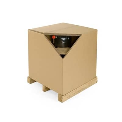Große Verpackung aus Wellpappe mit geöffnetem Eck gewährt Einsicht ins Innere.