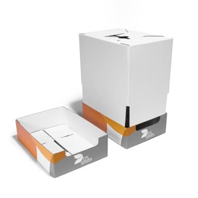 Regaltray im DS Smith Design einmal ohne und einmal mit weißem Deckel.