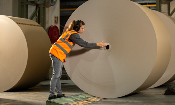DS Smith accelerates carbon reduction plans with 1.5°C temperature alignment commitment
