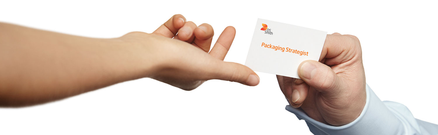 kaksi kättä ja viesti välissä