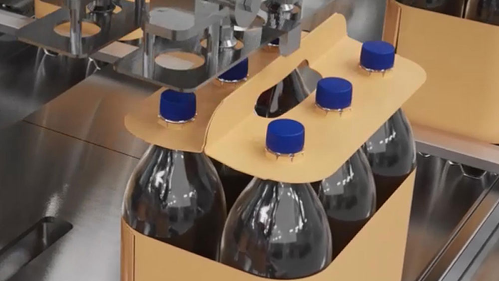 PET-pulloja joissa pahvinen ergonominen kantokahva ja paperinen banderolli ympärillä