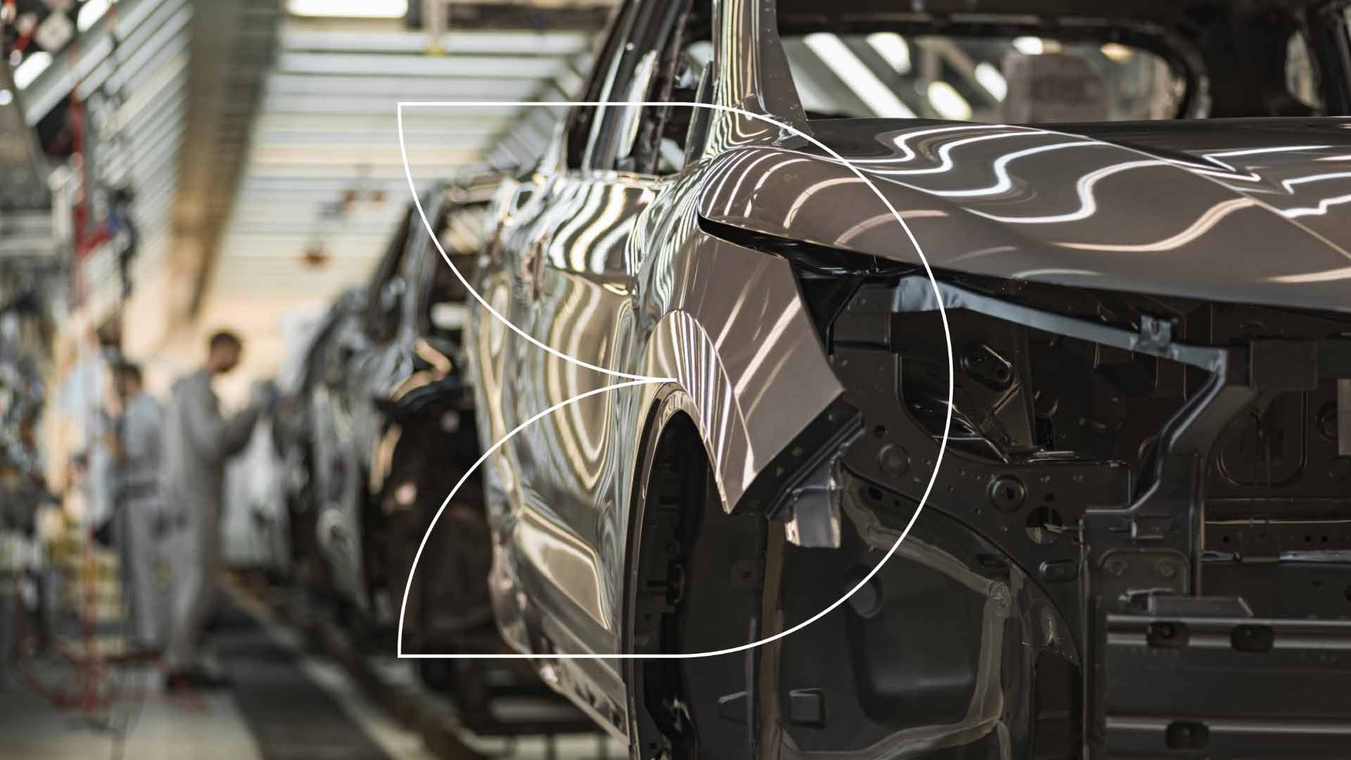 fábrica de automoción con el logo de ds smith 