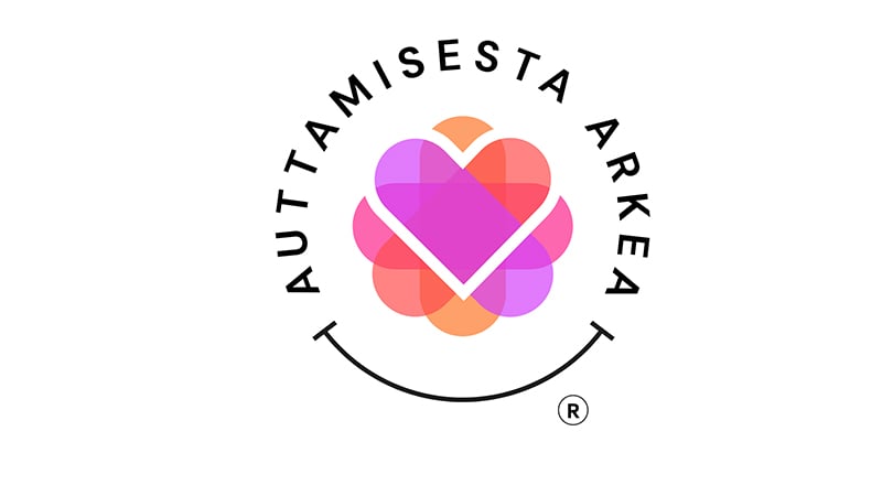 Kuvassa on Auttamisesta arkea yhteiskunnallisen yrityksen logo.