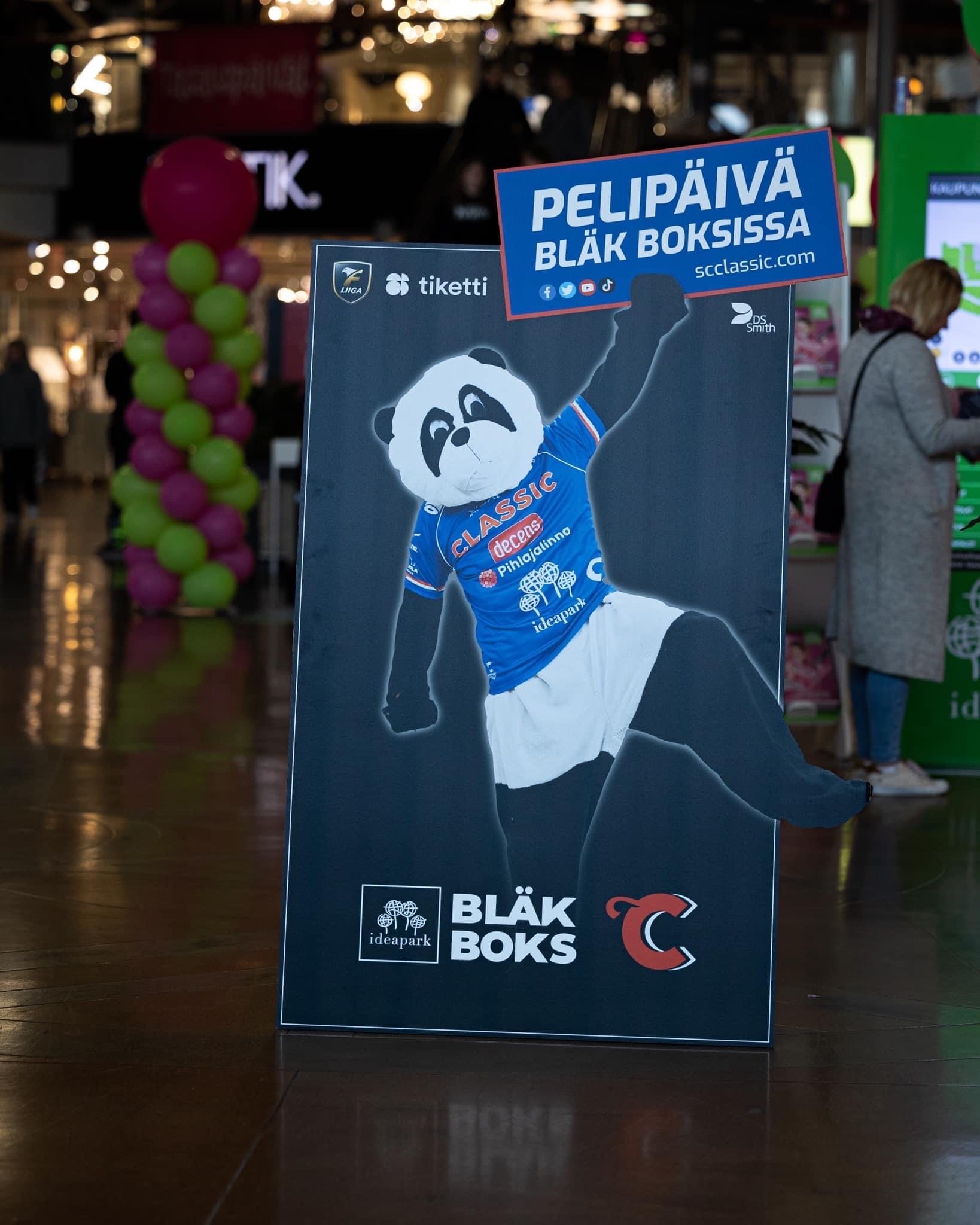 Panda display toivottaa kävijät tervetulleeksi myös peliin