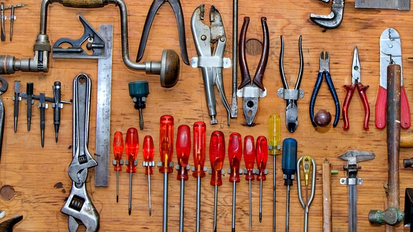 Unterschiedliche Werkzeuge.