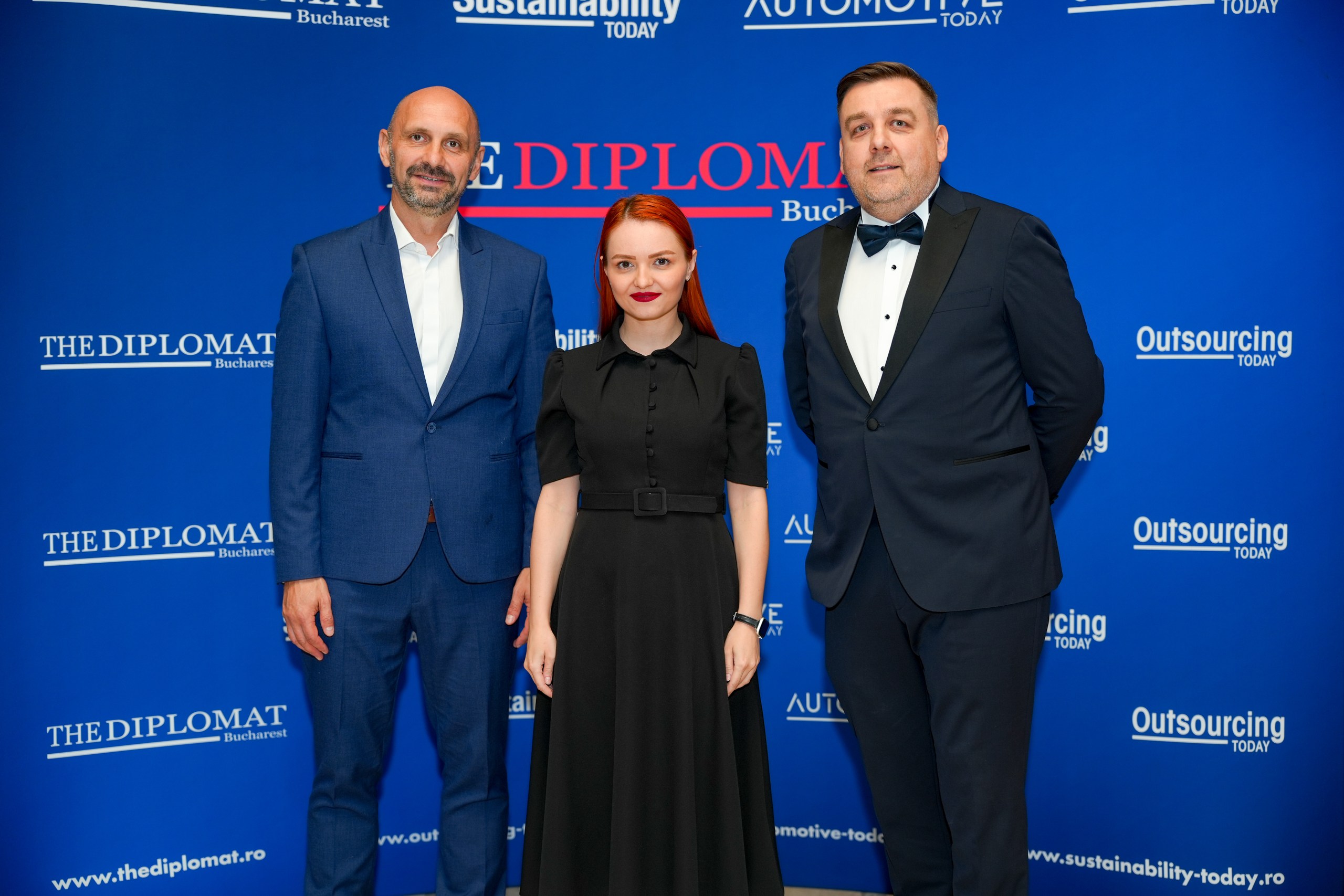 Marius Juncănariu, GM DS Smith Paper Zărnești, Denisa Boar CA East EMEA & Packaging Romania, Doru Păducel GM DS Smith Recycling Romania